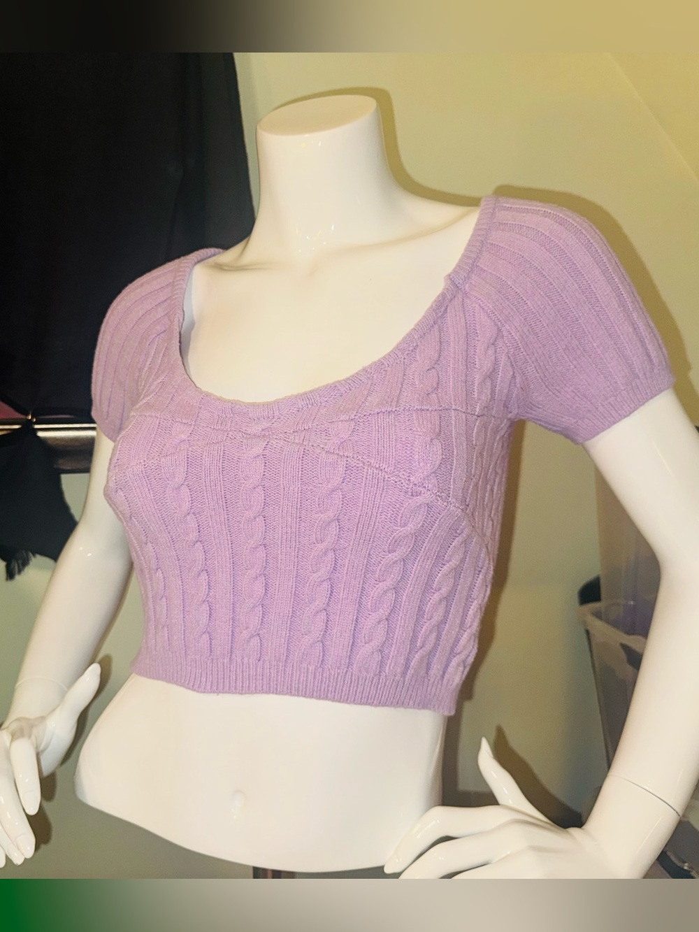👑 Size Small Forever 21 Lilac Cable Knit Scoop-Neck Crop Top